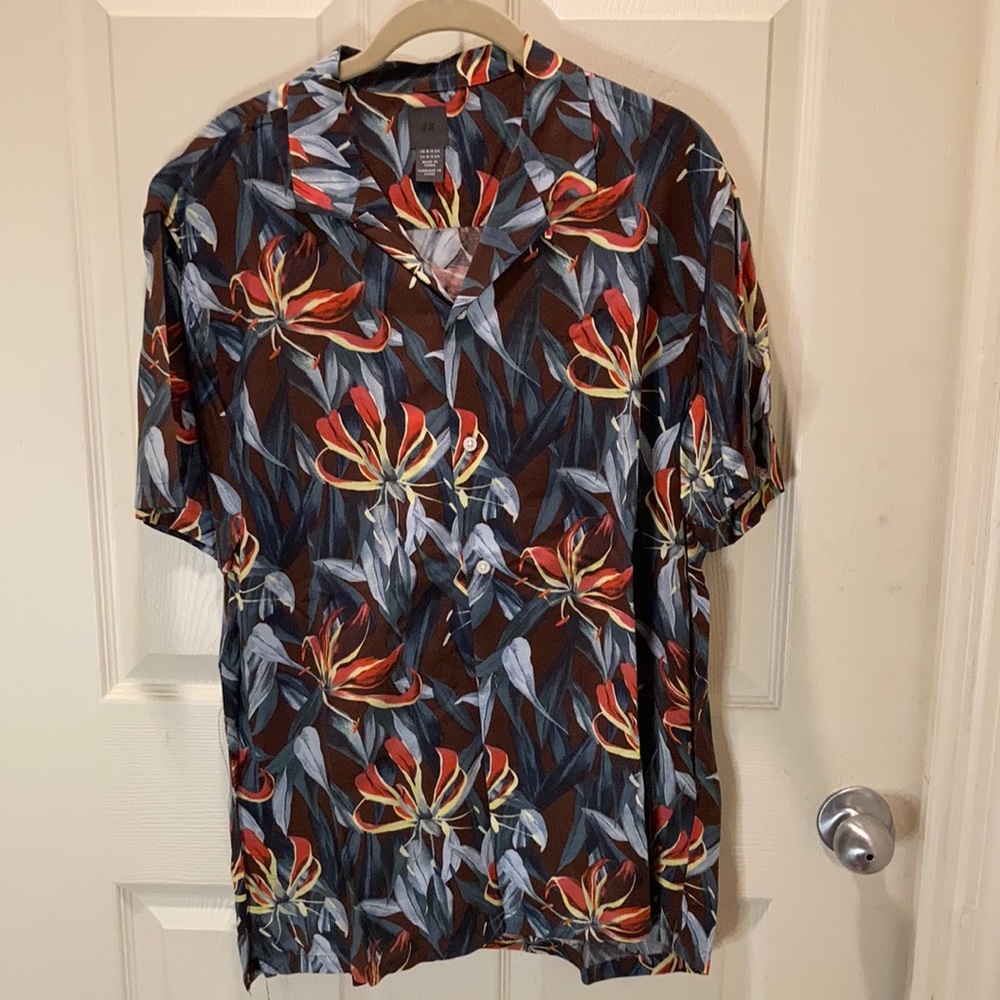 Tropical print shirt M.